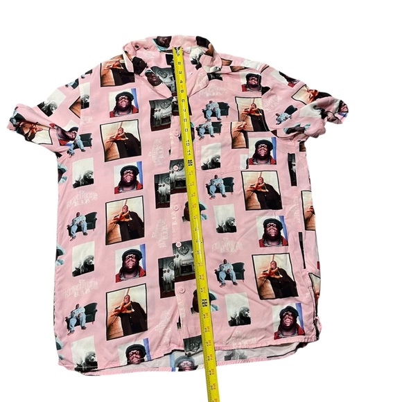 Notorious B.I.G. Pink Button Up Shirt, M - Picture 7 of 7